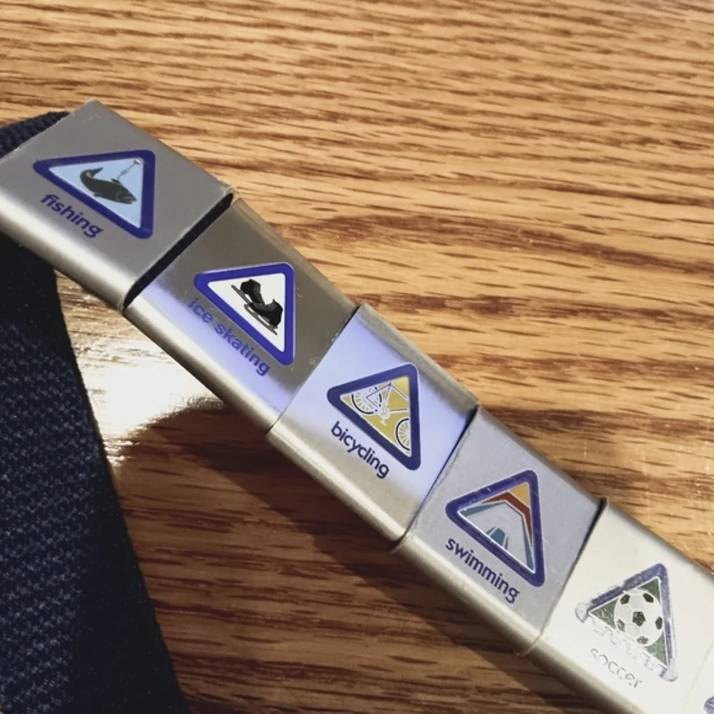 BSA Cub Scouts Belt - 18 Metal‎ Slides!